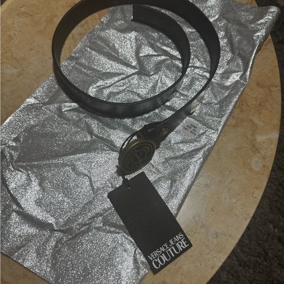 NWT Versace Brushed Brass Plaque Buckle Genuine Leather Made in Italy Belt main image 8